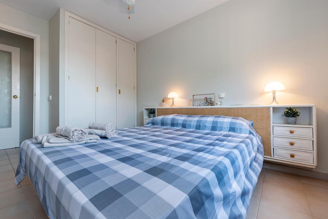 Can Costelles Cambrils - Atico En Primera Linea Con Vistas, Piscina Y Parking Exterior photo